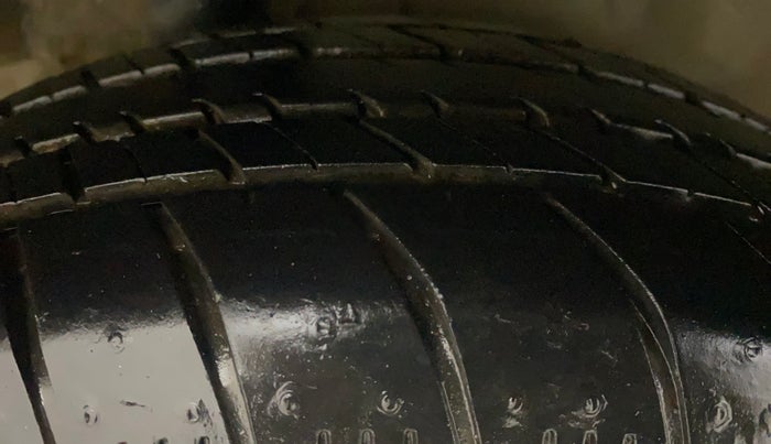 2014 Honda Amaze 1.2L I-VTEC SX, Petrol, Manual, 48,418 km, Right Rear Tyre Tread