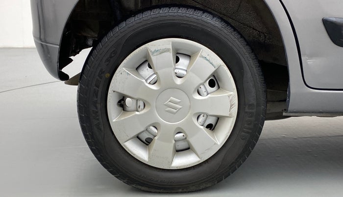 2017 Maruti Wagon R 1.0 LXI CNG, CNG, Manual, 74,124 km, Right Rear Wheel