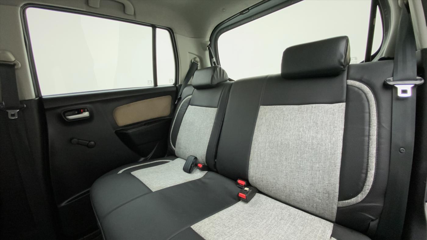 2017 Maruti Wagon R 1.0 LXI CNG, CNG, Manual, 74,124 km, Right Side Rear Door Cabin