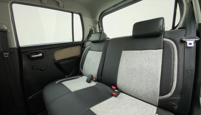 2017 Maruti Wagon R 1.0 LXI CNG, CNG, Manual, 74,124 km, Right Side Rear Door Cabin