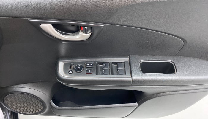 2018 Honda BR-V 1.5L I-VTEC V CVT, Petrol, Automatic, 1,16,428 km, Driver Side Door Panels Control