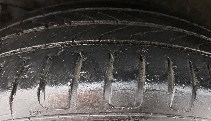 2018 Honda BR-V 1.5L I-VTEC V CVT, Petrol, Automatic, 1,16,428 km, Left Front Tyre Tread