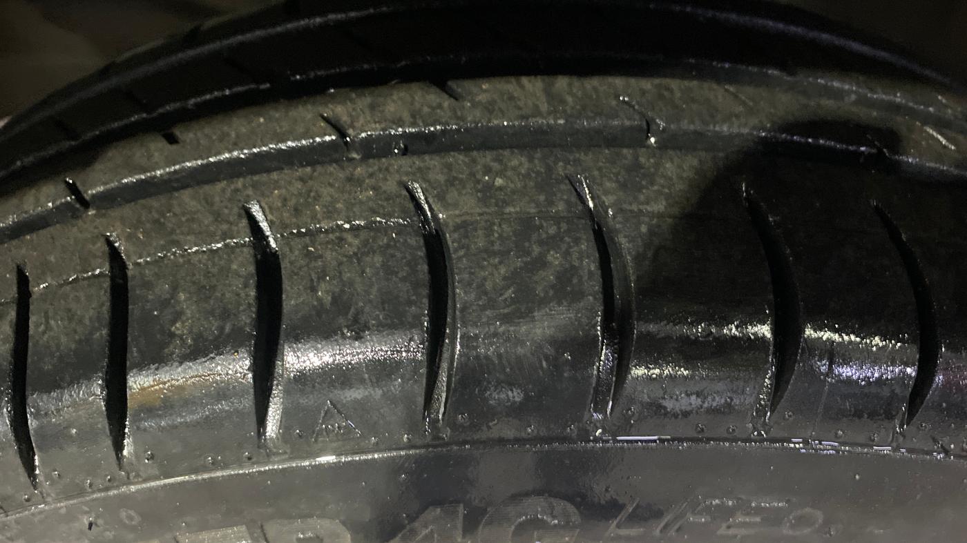 2014 Maruti Wagon R 1.0 VXI, Petrol, Manual, 61,733 km, Left Front Tyre Tread