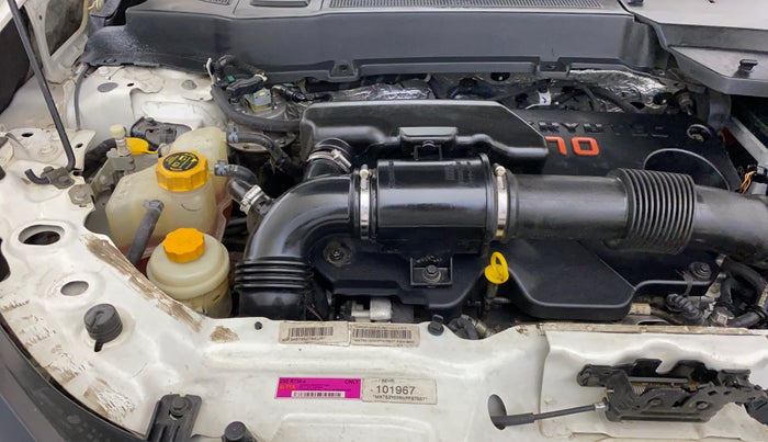 2022 Tata Harrier XZA SUROOF 2.0L DUAL TONE, Diesel, Automatic, 59,452 km, Engine View - Right