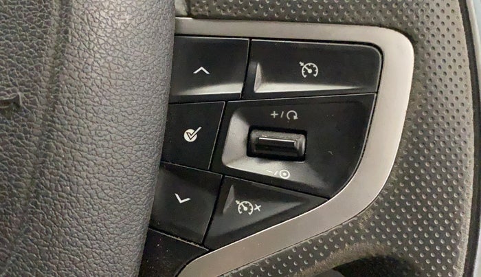 2022 Tata Harrier XZA SUROOF 2.0L DUAL TONE, Diesel, Automatic, 59,452 km, Adaptive Cruise Control