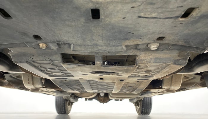 2016 Mahindra TUV300 T8 AT, Diesel, Automatic, 28,576 km, Front Underbody