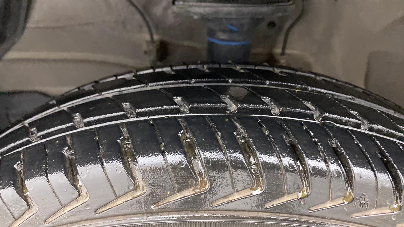 2022 Maruti Alto K10 VXI, Petrol, Manual, 5,785 km, Left Front Tyre Tread