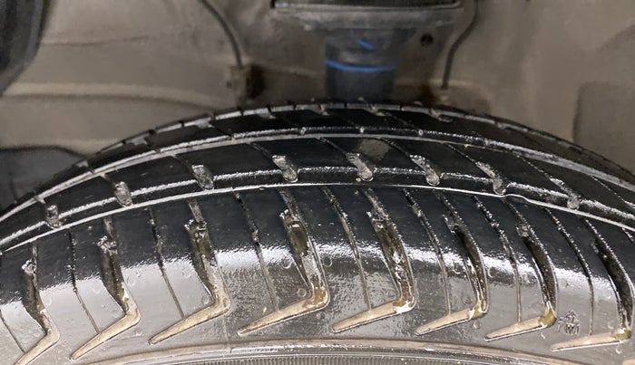 2022 Maruti Alto K10 VXI, Petrol, Manual, 5,785 km, Left Front Tyre Tread