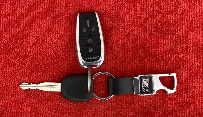 2022 Maruti Alto K10 VXI, Petrol, Manual, 5,785 km, Key Close Up