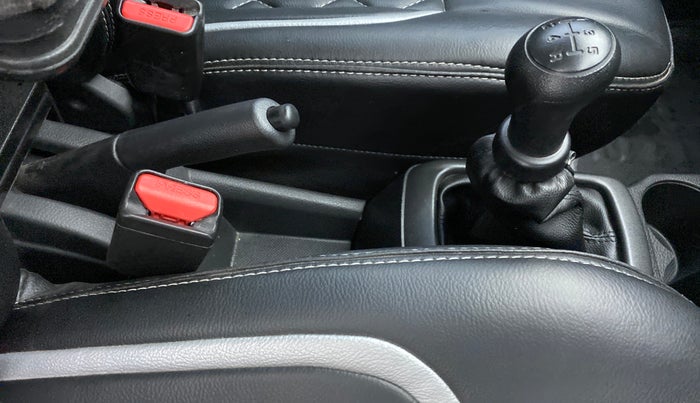 2022 Maruti Alto K10 VXI, Petrol, Manual, 5,785 km, Gear Lever