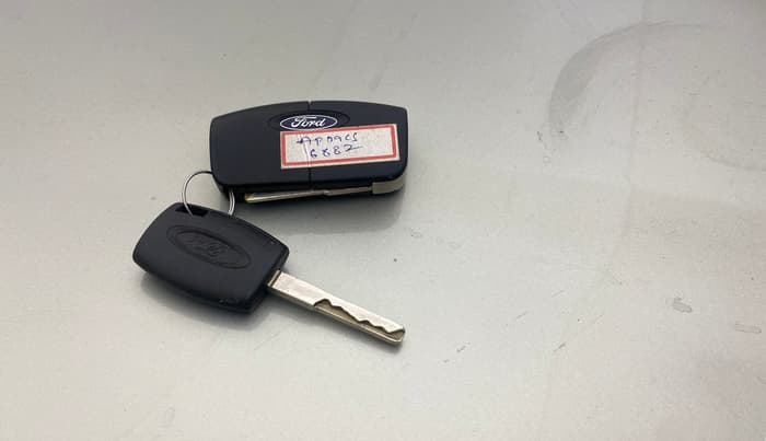 2013 Ford Ecosport TITANIUM 1.5L PETROL AT, Petrol, Automatic, 54,888 km, Key Close Up