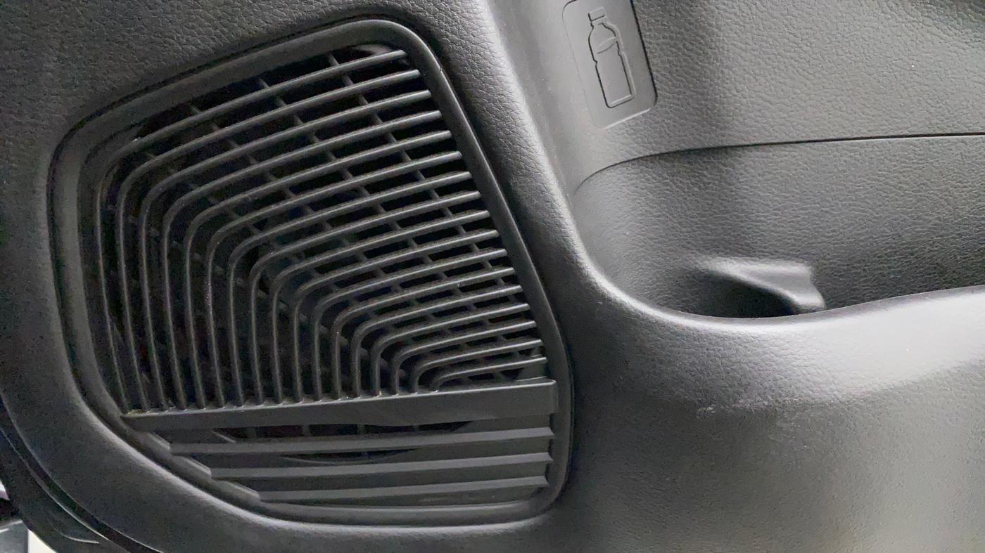 2022 Maruti Baleno ZETA PETROL 1.2, Petrol, Manual, 2,632 km, Speaker