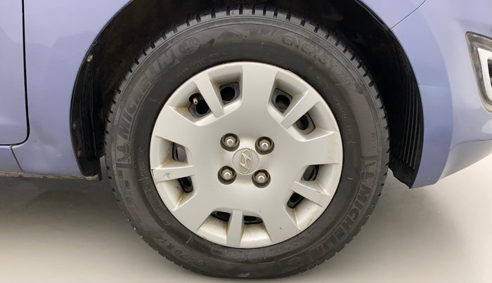 2013 Hyundai i20 MAGNA (O) 1.2, Petrol, Manual, 56,498 km, Right Front Wheel