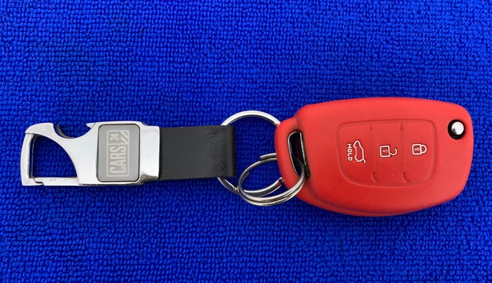 2013 Hyundai i20 MAGNA (O) 1.2, Petrol, Manual, 56,498 km, Key Close Up