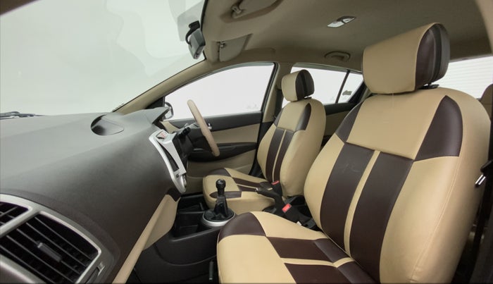 2013 Hyundai i20 MAGNA (O) 1.2, Petrol, Manual, 56,498 km, Right Side Front Door Cabin