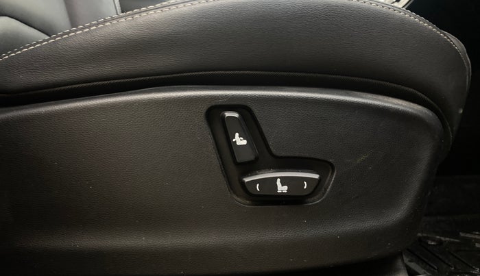 2019 MG HECTOR SHARP HYBRID 1.5 PETROL, Petrol, Manual, 44,200 km, Driver Side Adjustment Panel