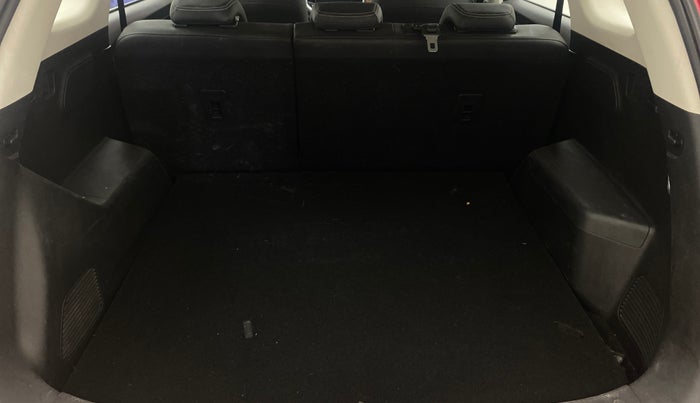 2019 MG HECTOR SHARP HYBRID 1.5 PETROL, Petrol, Manual, 44,200 km, Boot Inside