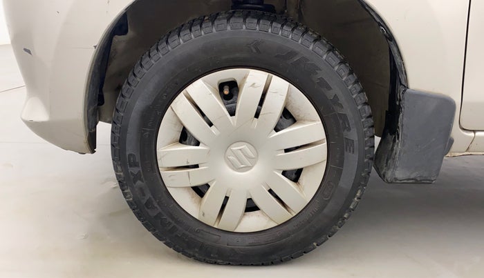 2016 Maruti Alto 800 LXI, Petrol, Manual, 26,466 km, Left Front Wheel