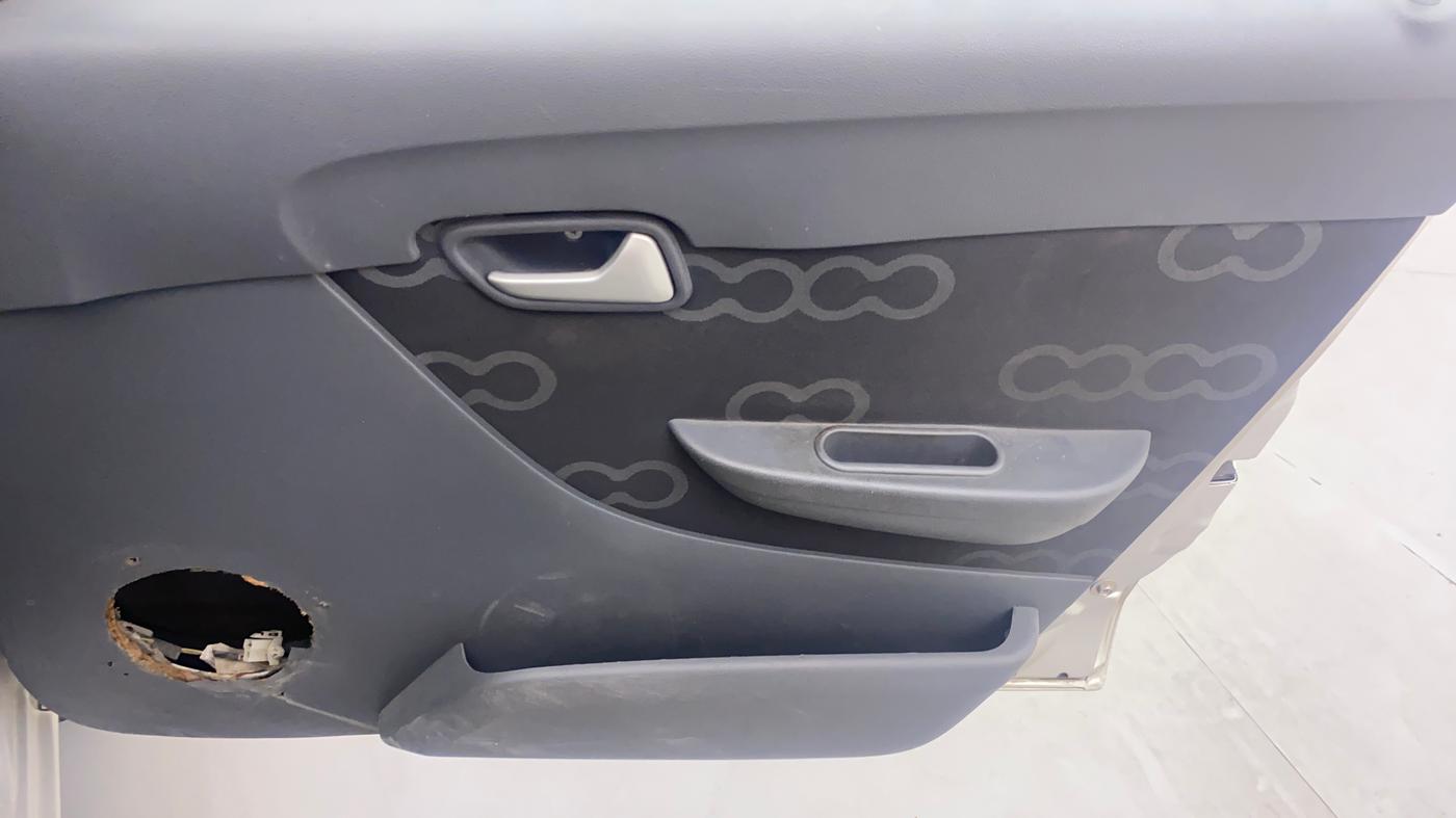 2016 Maruti Alto 800 LXI, Petrol, Manual, 26,466 km, Driver Side Door Panels Control