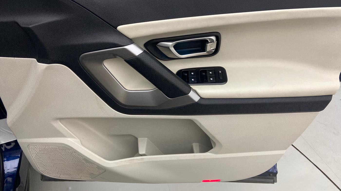 2021 Tata Safari XZA PLUS 6S, Diesel, Automatic, 96,529 km, Driver Side Door Panels Control