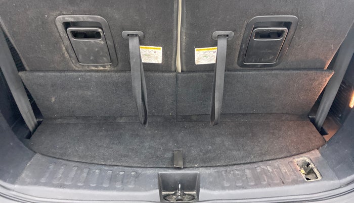 2021 Tata Safari XZA PLUS 6S, Diesel, Automatic, 96,529 km, Boot Inside