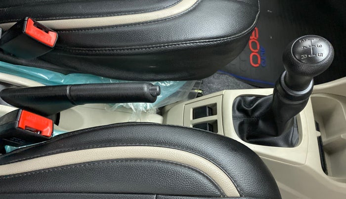 2022 Maruti Alto LXI OPT, Petrol, Manual, 4,288 km, Gear Lever