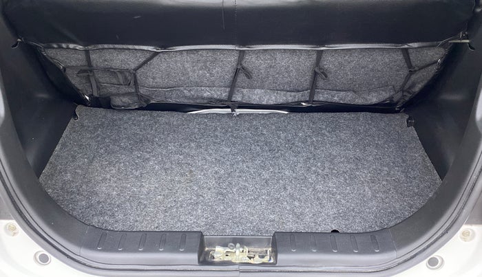 2022 Maruti Alto LXI OPT, Petrol, Manual, 4,288 km, Boot Inside