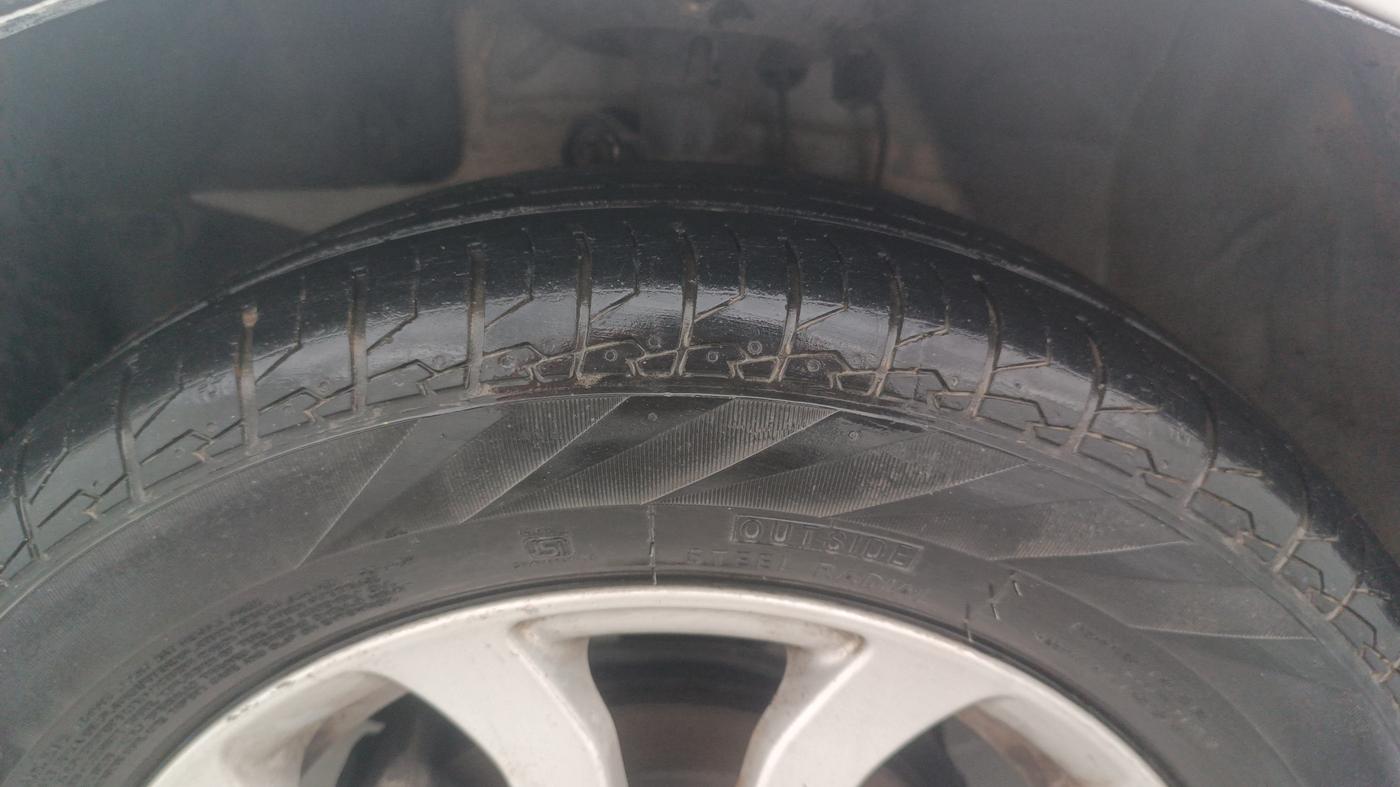 2015 Honda Amaze 1.2L I-VTEC VX, Petrol, Manual, 54,643 km, Left Front Tyre Tread