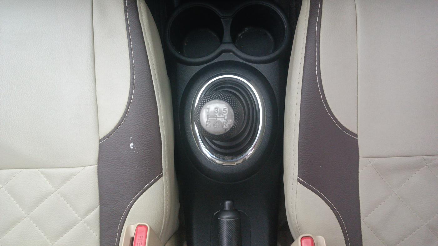 2015 Honda Amaze 1.2L I-VTEC VX, Petrol, Manual, 54,643 km, Gear Lever