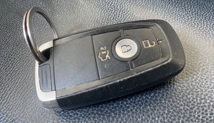 2018 Ford FREESTYLE TITANIUM 1.2 PETROL, Petrol, Manual, 1,28,009 km, Key Close Up