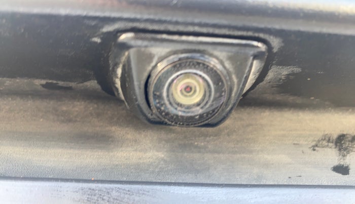 2018 Ford FREESTYLE TITANIUM 1.2 PETROL, Petrol, Manual, 1,28,009 km, Parking Camera