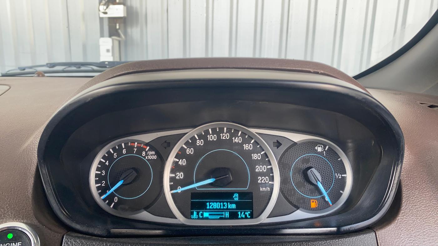 2018 Ford FREESTYLE TITANIUM 1.2 PETROL, Petrol, Manual, 1,28,009 km, Odometer Image
