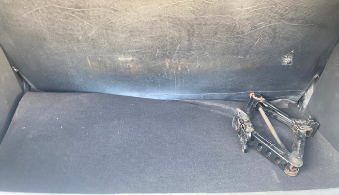 2018 Ford FREESTYLE TITANIUM 1.2 PETROL, Petrol, Manual, 1,28,009 km, Boot Inside