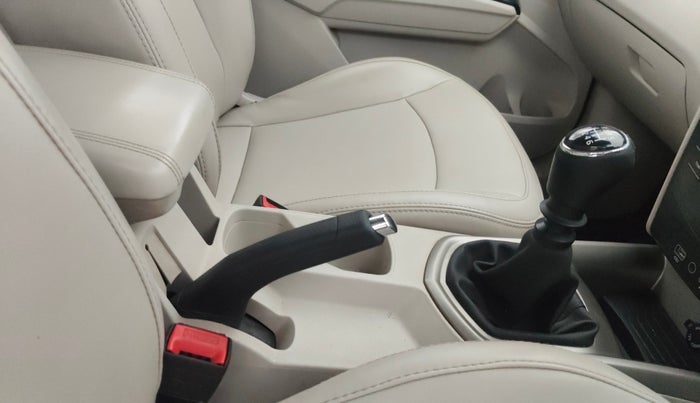 2021 Mahindra XUV300 W8 (O) 1.5 DIESEL, Diesel, Manual, 1,12,292 km, Gear Lever