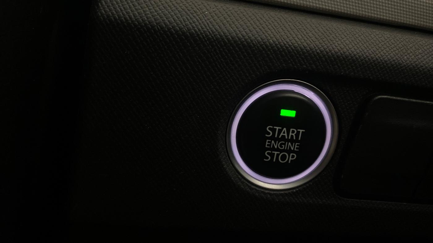 2022 Tata PUNCH CREATIVE  1.2 RTN DUAL TONE, Petrol, Manual, 17,042 km, Keyless Start/ Stop Button