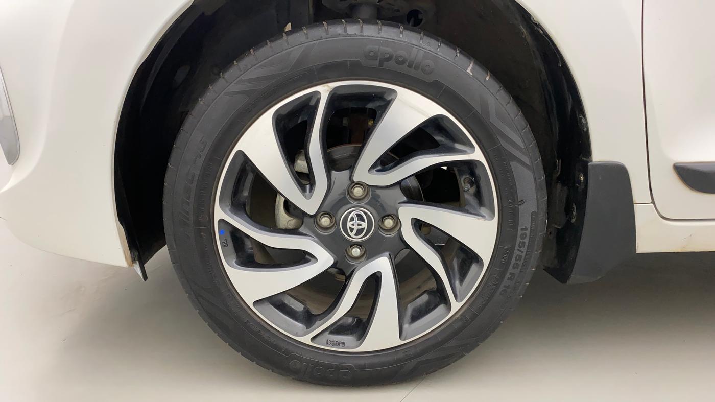 2021 Toyota Glanza G, Petrol, Manual, 39,299 km, Left Front Wheel