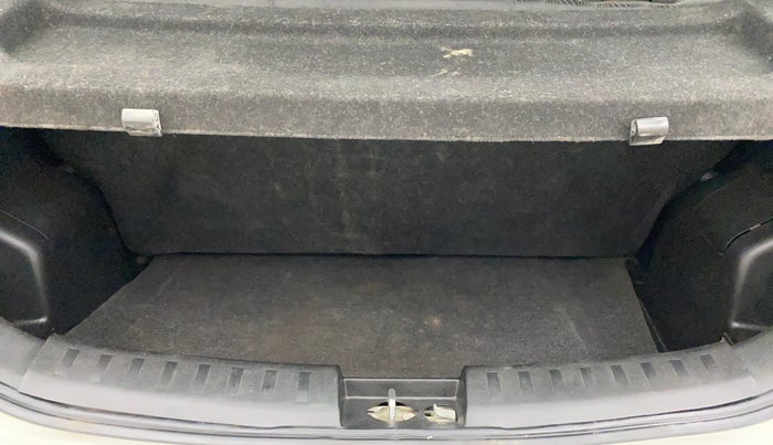 2012 Maruti Swift VXI, Petrol, Manual, 90,847 km, Boot Inside