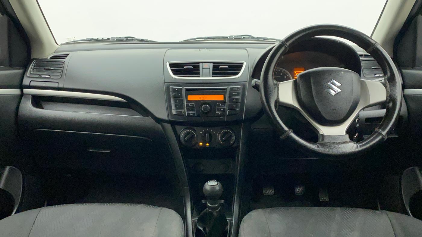 2012 Maruti Swift VXI, Petrol, Manual, 90,847 km, Dashboard