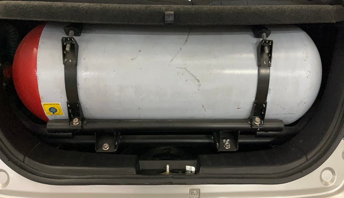 2017 Maruti Wagon R 1.0 LXI CNG, CNG, Manual, 69,553 km, Boot Inside