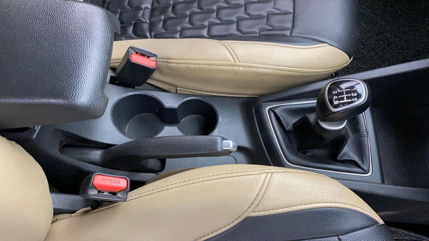2019 Hyundai Elite i20 SPORTZ PLUS 1.4 CRDI, Diesel, Manual, 79,981 km, Gear Lever