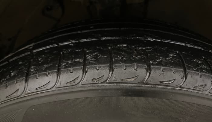 2021 Hyundai Tucson GLS 2WD AT PETROL, Petrol, Automatic, 51,475 km, Right Front Tyre Tread