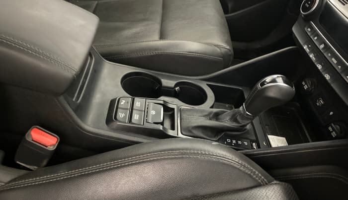2021 Hyundai Tucson GLS 2WD AT PETROL, Petrol, Automatic, 51,475 km, Gear Lever