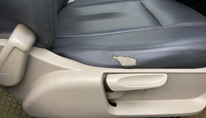 2011 Volkswagen Polo COMFORTLINE 1.2L PETROL, Petrol, Manual, 52,791 km, Driver Side Adjustment Panel