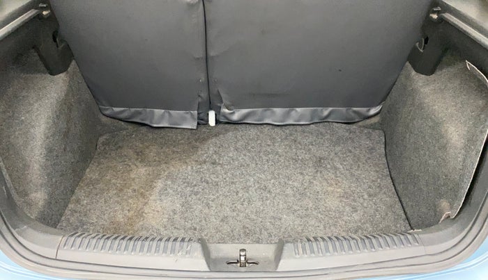 2011 Volkswagen Polo COMFORTLINE 1.2L PETROL, Petrol, Manual, 52,791 km, Boot Inside