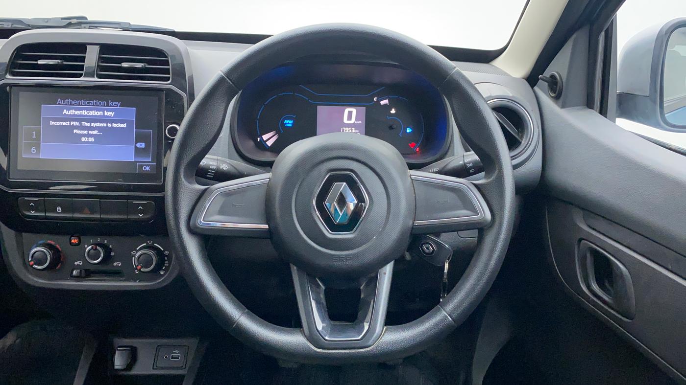 2021 Renault Kwid 1.0 RXT Opt, Petrol, Manual, 17,931 km, Steering Wheel Close Up