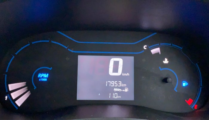 2021 Renault Kwid 1.0 RXT Opt, Petrol, Manual, 17,931 km, Odometer Image