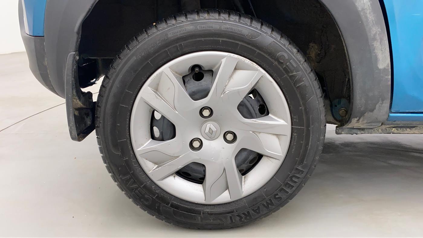 2021 Renault Kwid 1.0 RXT Opt, Petrol, Manual, 17,931 km, Right Rear Wheel