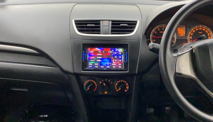 2014 Maruti Swift VXI, Petrol, Manual, 1,23,305 km, Air Conditioner