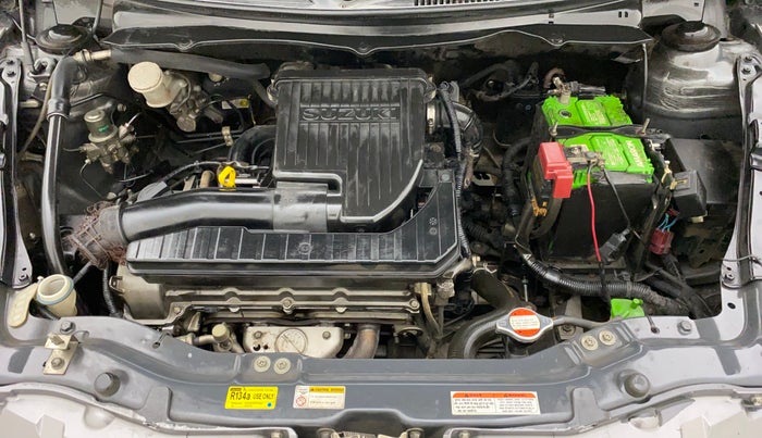 2014 Maruti Swift VXI, Petrol, Manual, 1,23,305 km, Open Bonet