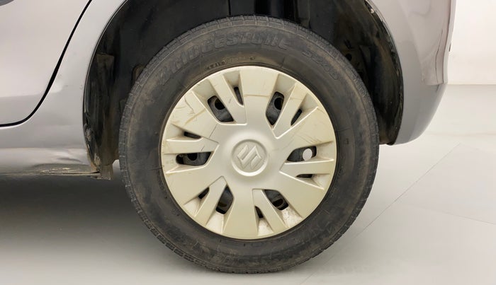 2014 Maruti Swift VXI, Petrol, Manual, 1,23,305 km, Left Rear Wheel